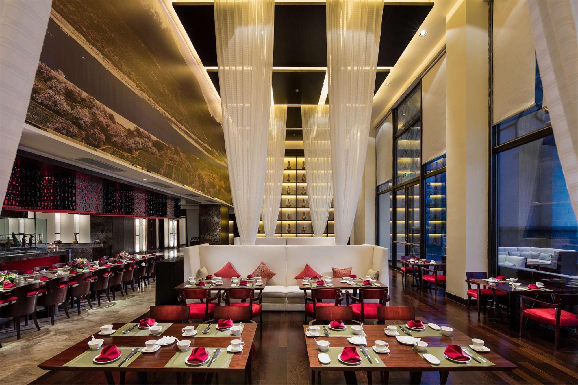 Hilton Linzhi Resort Nyingchi Buitenkant foto